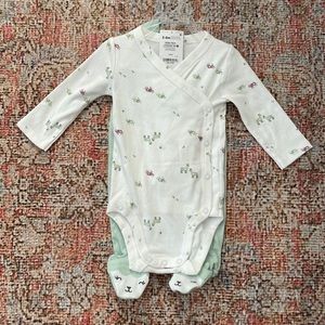 New Carter’s Matching Outfit with Bow